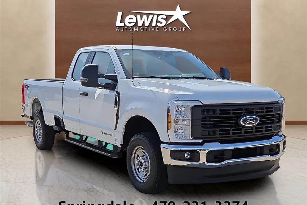 2025 Ford F-250 photo 1