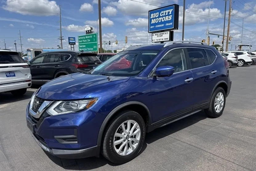 2018 Nissan Rogue SV AWD photo 1