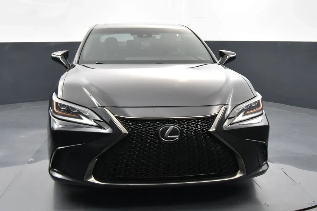 2019 Lexus ES 350 F SPORT photo 1
