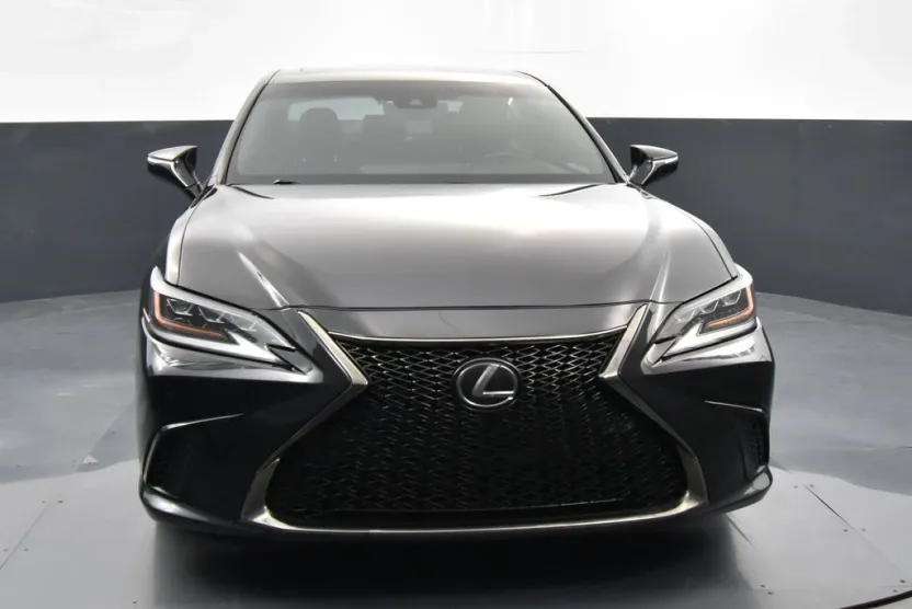 2019 Lexus ES 350 F SPORT photo 1