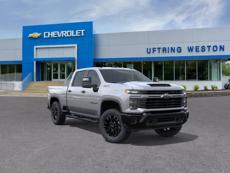 2026 Chevrolet Silverado 2500HD Custom photo 1