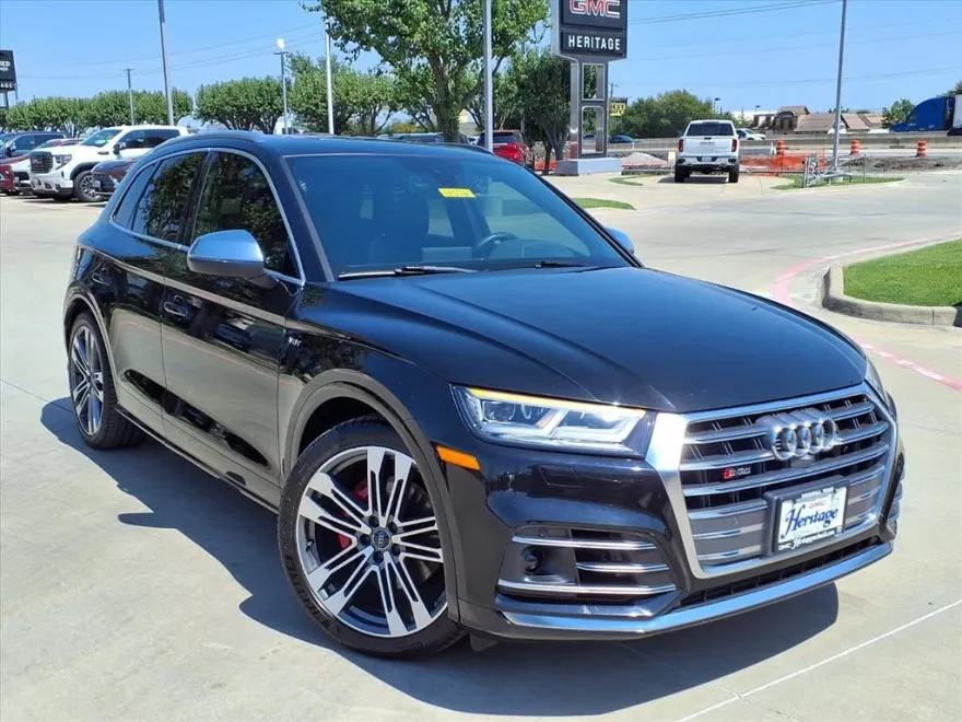 2018 Audi SQ5 Prestige photo 1
