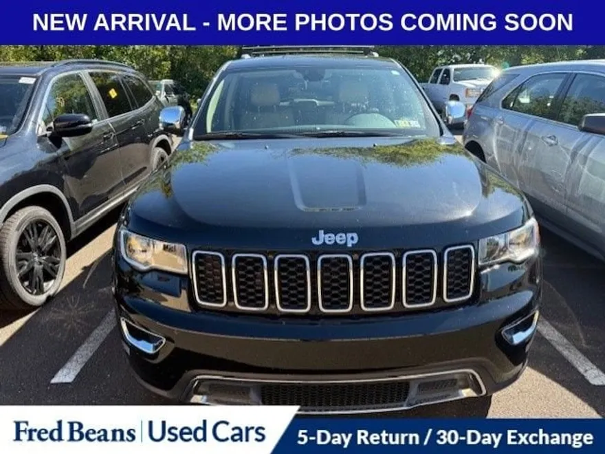 2017 Jeep Grand Cherokee Limited photo 1