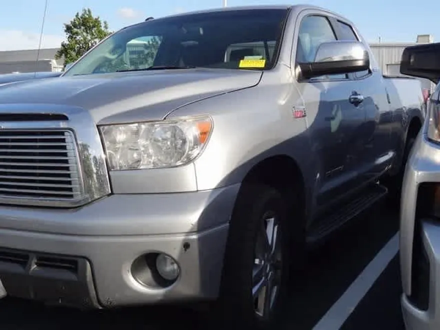 2011 Toyota Tundra Limited photo 1