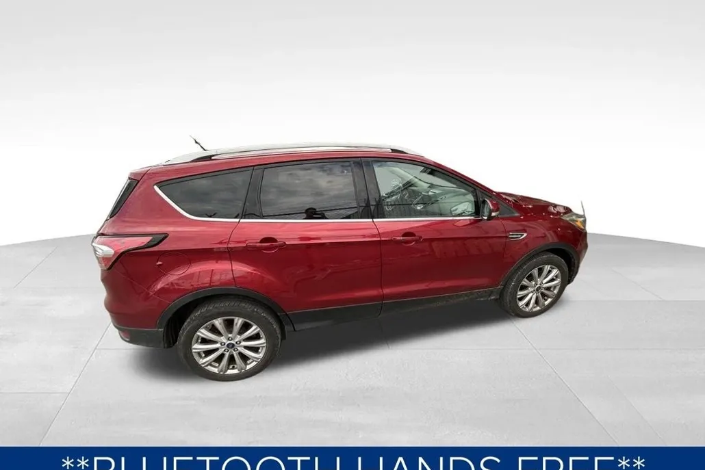 2018 Ford Escape Titanium photo 1