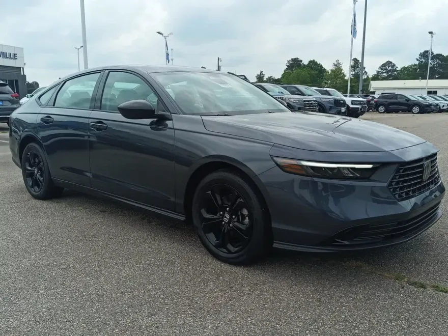 2025 Honda Accord SE photo 1