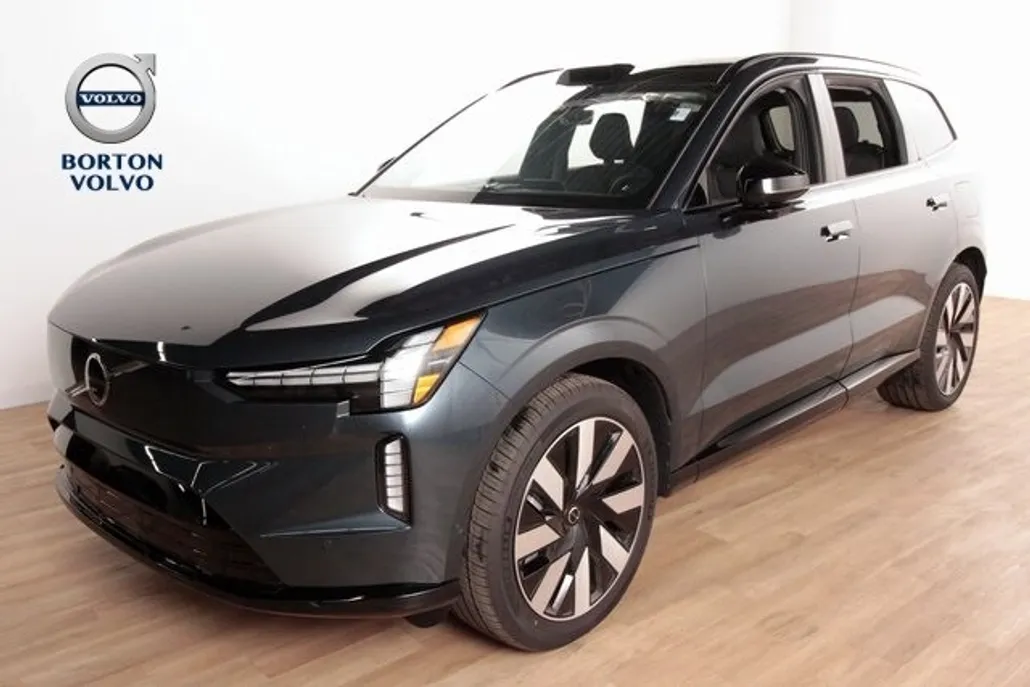 2025 Volvo EX90 Ultra photo 1