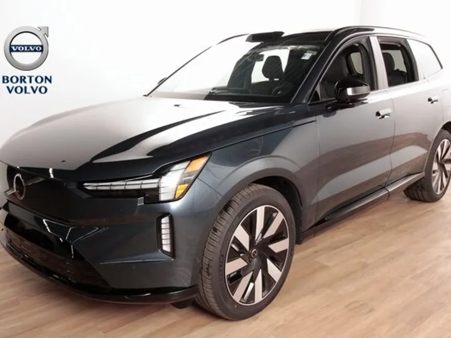 2025 Volvo EX90 Ultra photo 1