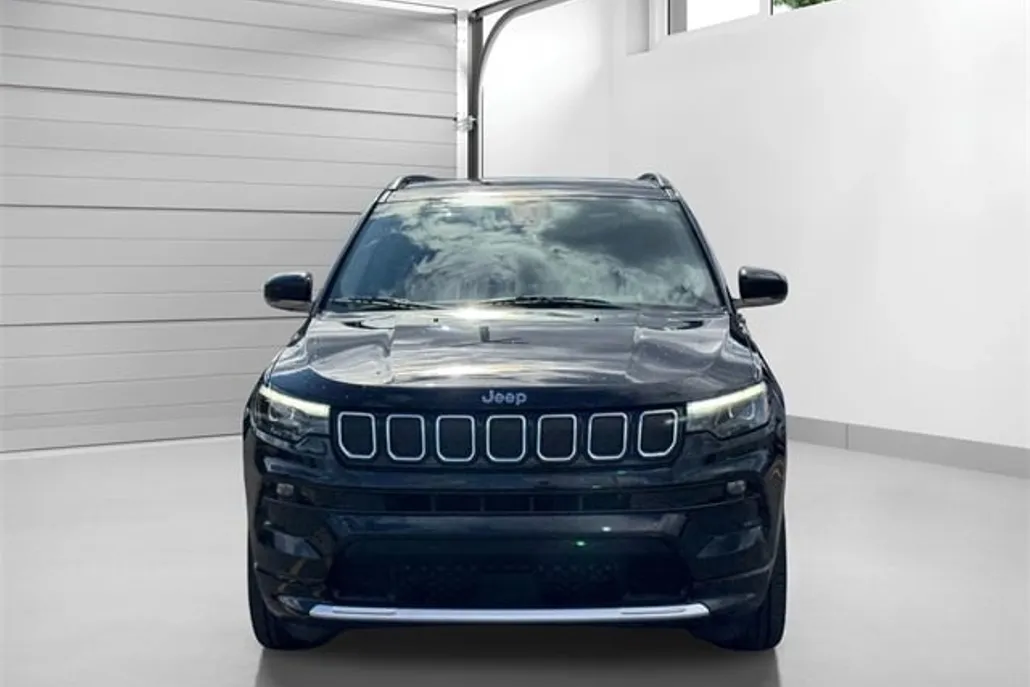 2022 Jeep Compass Limited photo 1