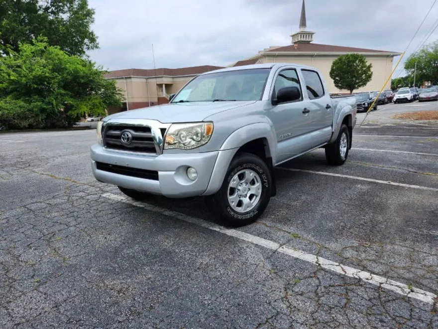 2009 Toyota Tacoma PreRunner V6 photo 1