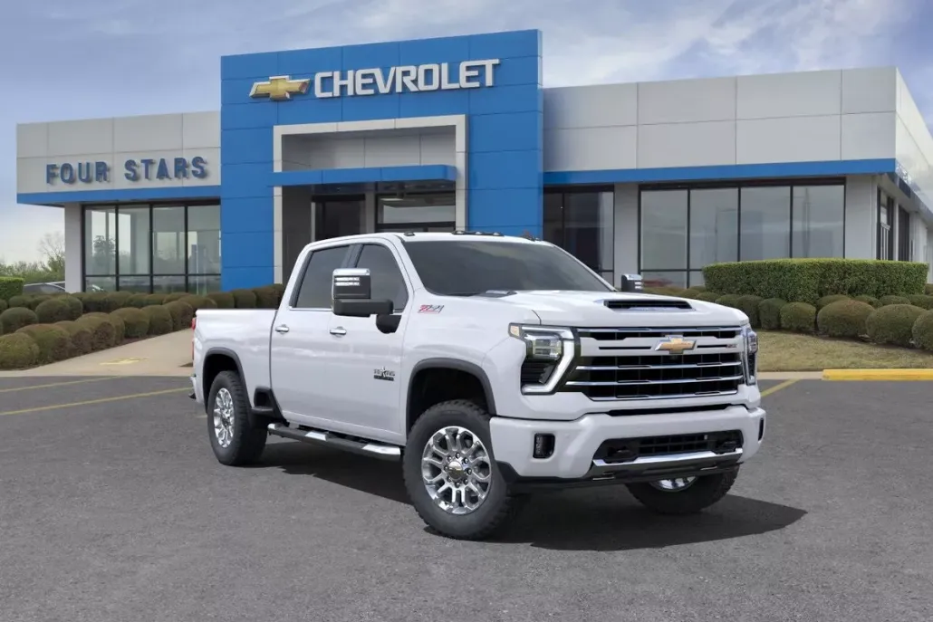 2025 Chevrolet Silverado 2500HD LT photo 1