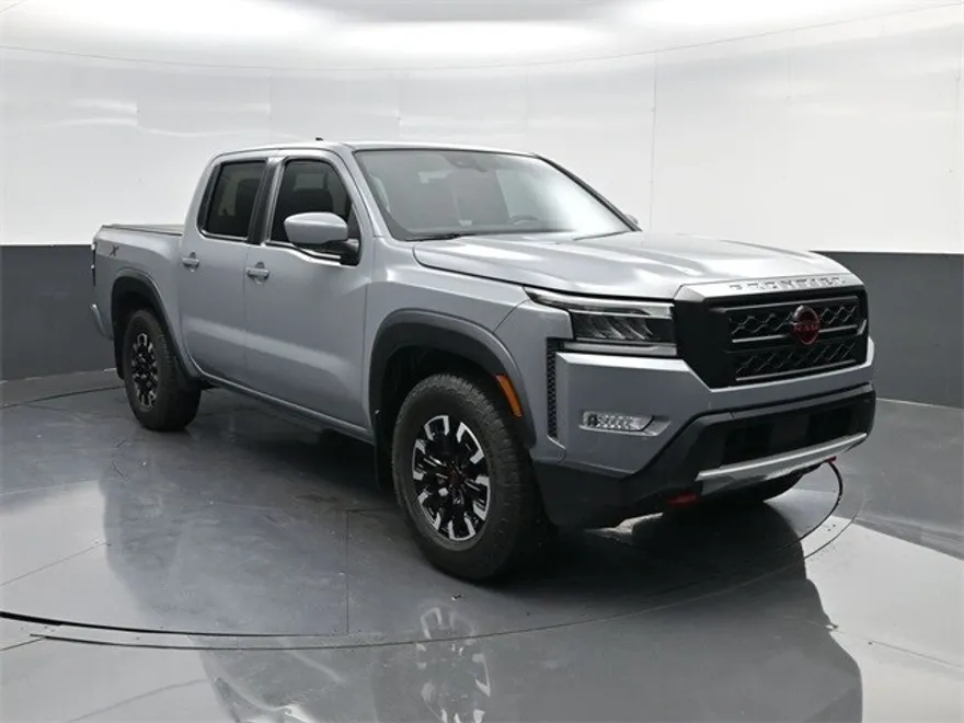 2023 Nissan Frontier PRO-X photo 1