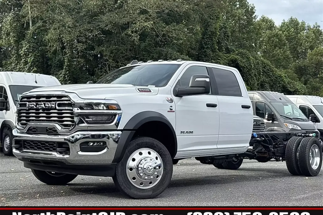 2026 Ram 5500 photo 1