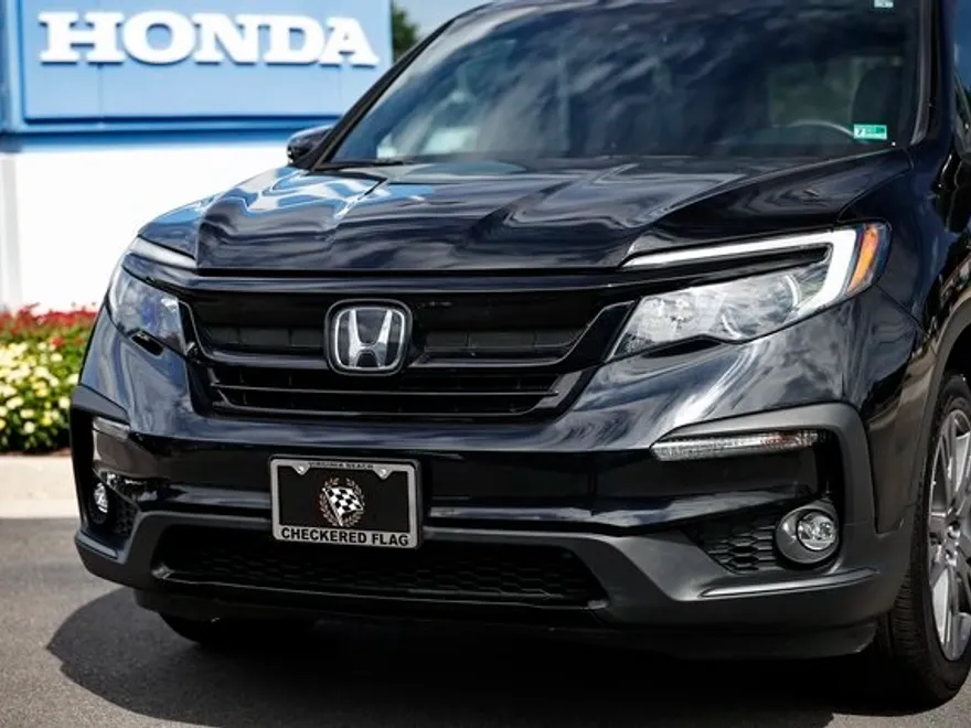 2022 Honda Pilot Sport photo 1