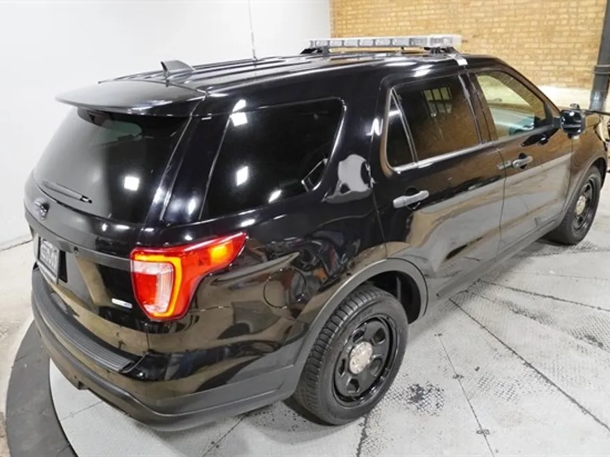 2018 Ford Explorer photo 1