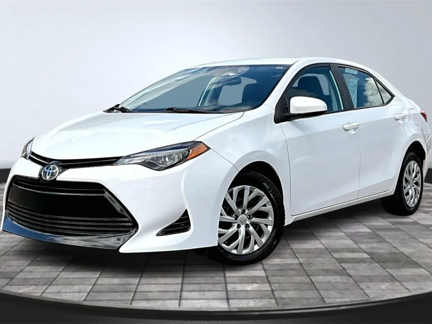 2018 Toyota Corolla XLE XSE photo 1