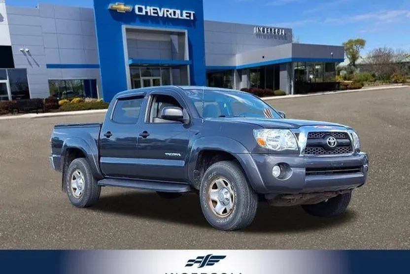 2011 Toyota Tacoma Base V6 photo 1