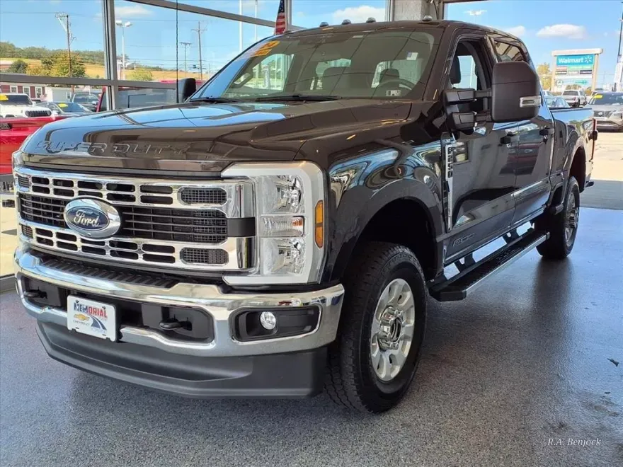 2024 Ford F-250 XL photo 1