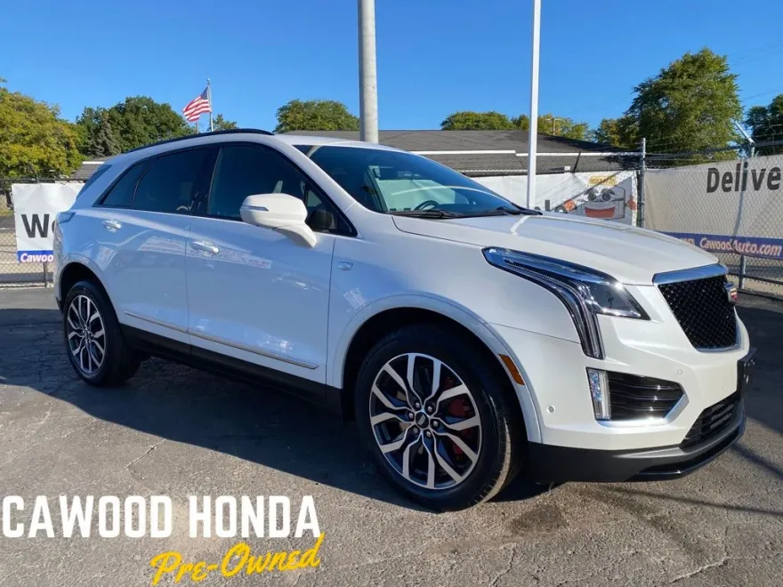 2022 Cadillac XT5 Platinum Sport photo 1