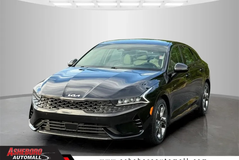 2022 Kia K5 EX photo 1
