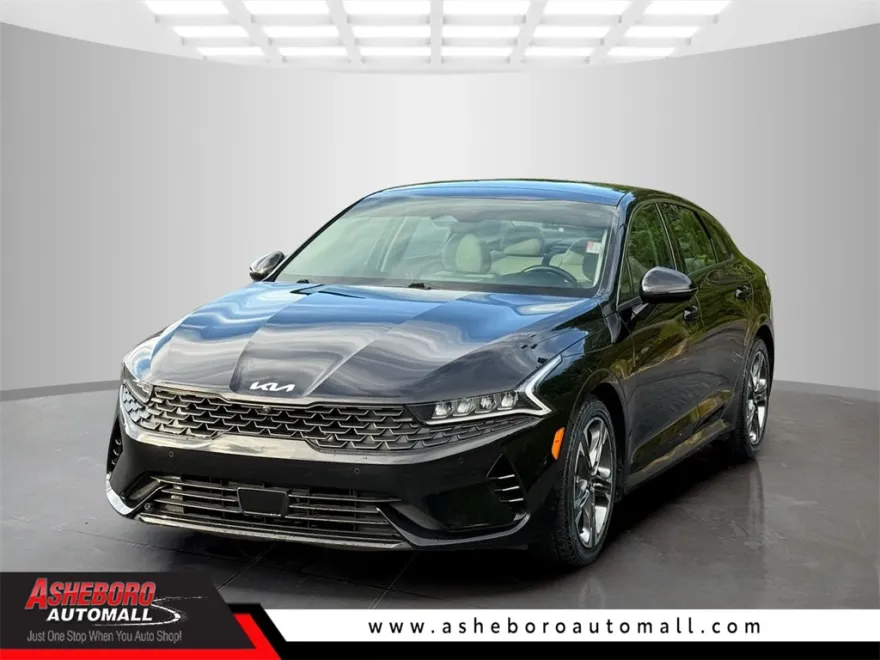 2022 Kia K5 EX photo 1