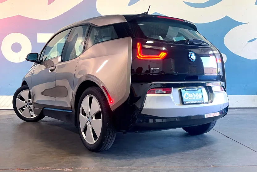 2015 Bmw i3 3-Series photo 1