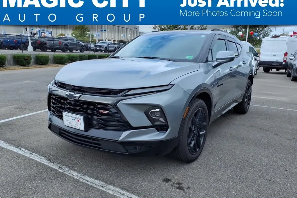 2024 Chevrolet Blazer RS photo 1