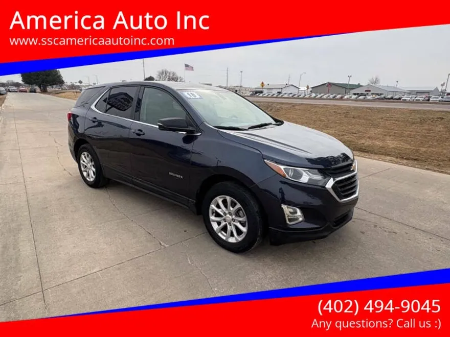 2018 Chevrolet Equinox LT photo 1