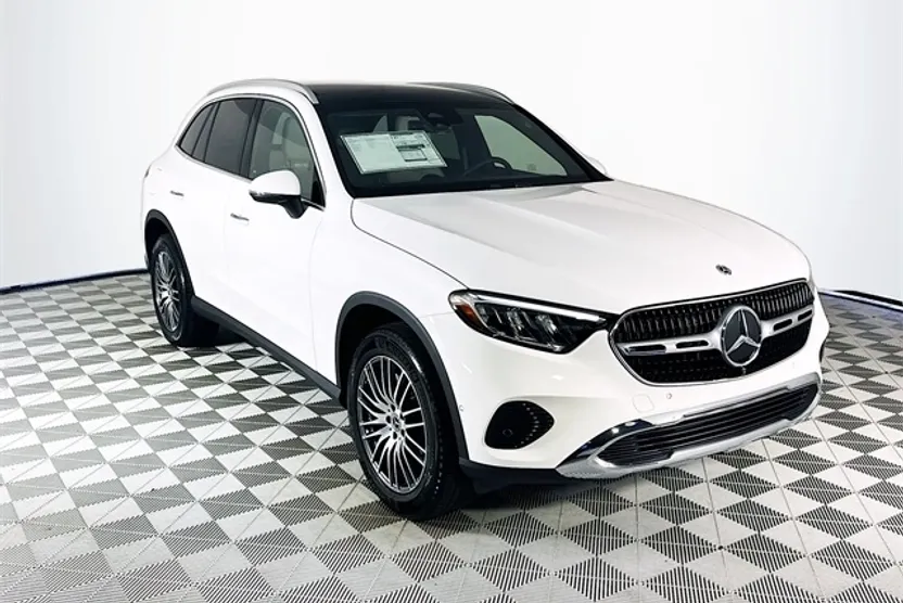 2026 Mercedes Benz GLC 300 photo 1