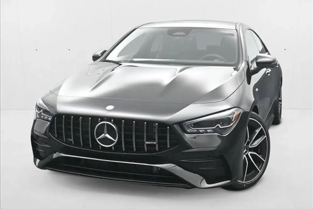 2025 Mercedes Benz CLA AMG 35 4MATIC photo 1