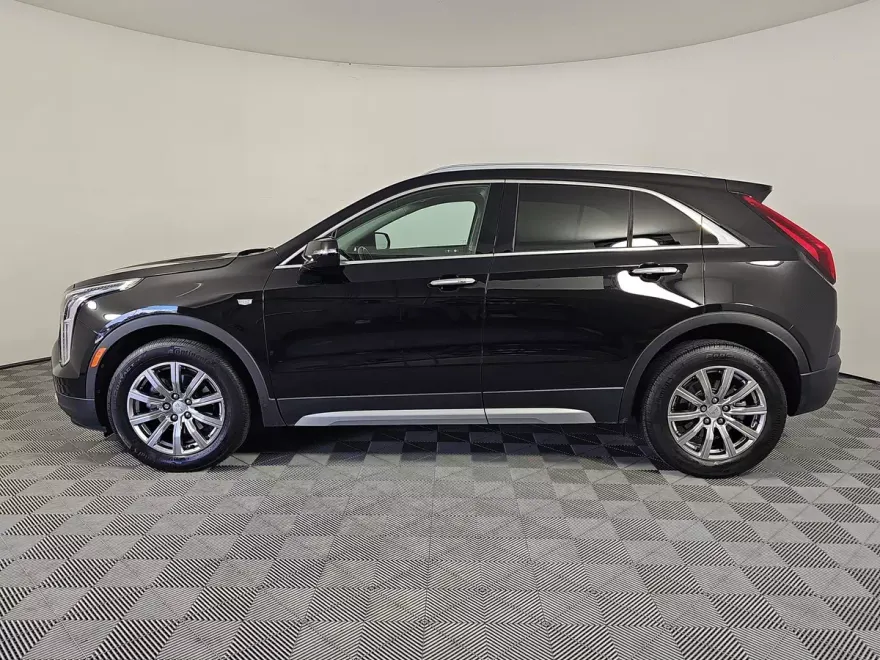 2021 Cadillac XT4 Premium Luxury photo 1