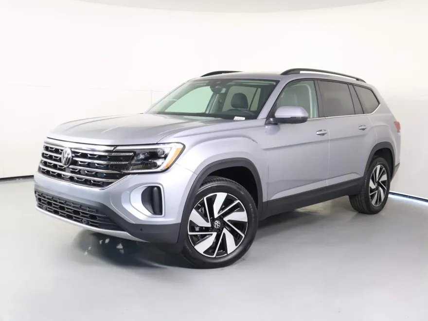2026 Volkswagen Atlas SE Technology photo 1