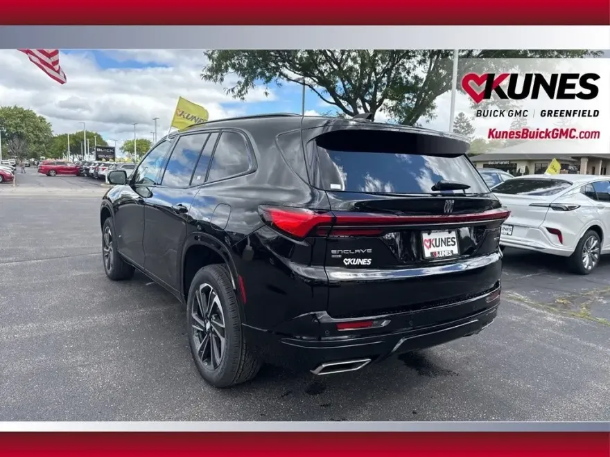 2026 Buick Enclave Sport Touring photo 1