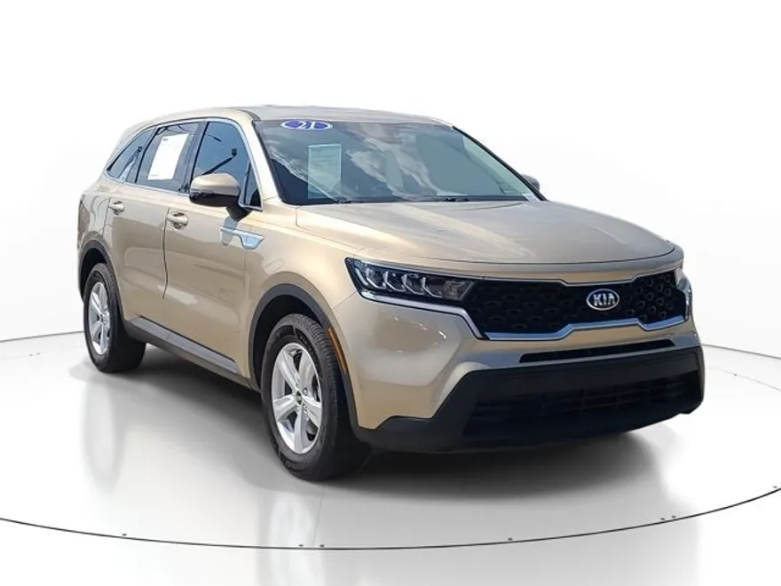 2021 Kia Sorento LX photo 1