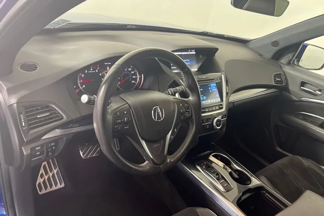 2020 Acura MDX Technology A-Spec SH-AWD photo 1
