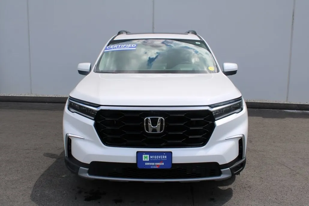2025 Honda Pilot Elite photo 1