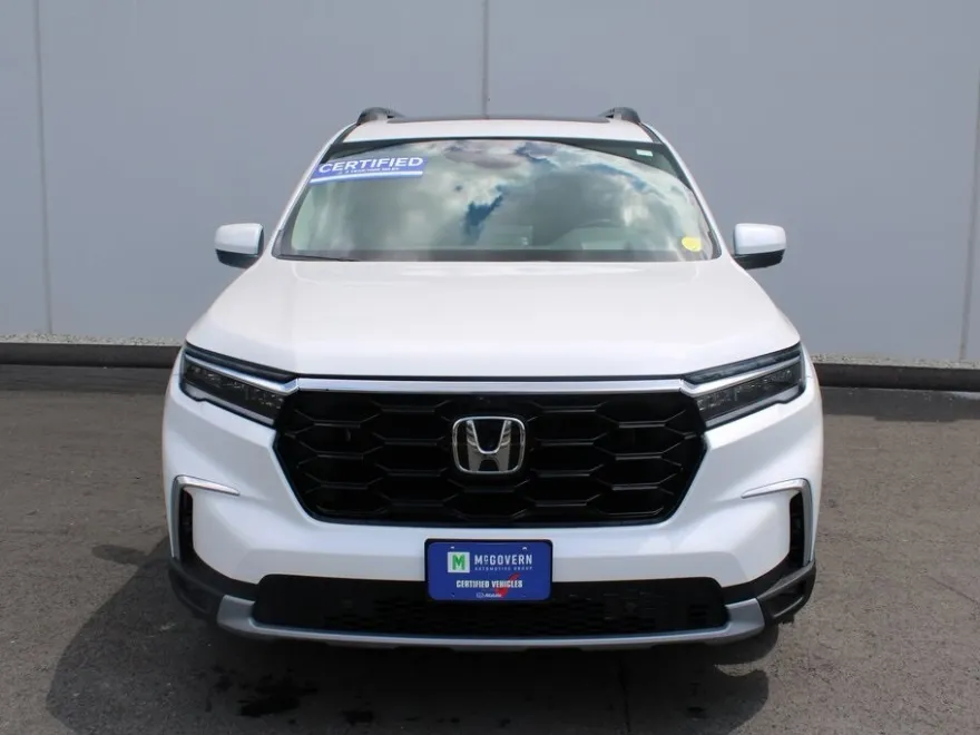 2025 Honda Pilot Elite photo 1