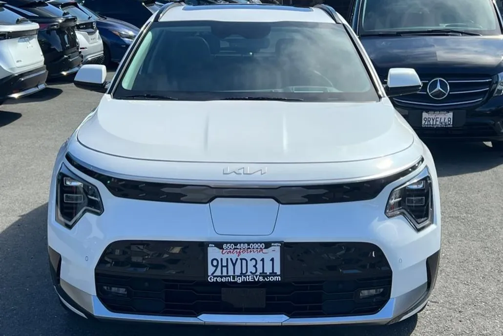 2023 Kia Niro EV Wave photo 1