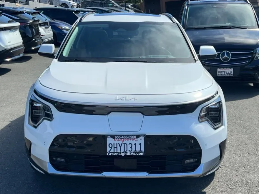2023 Kia Niro EV Wave photo 1