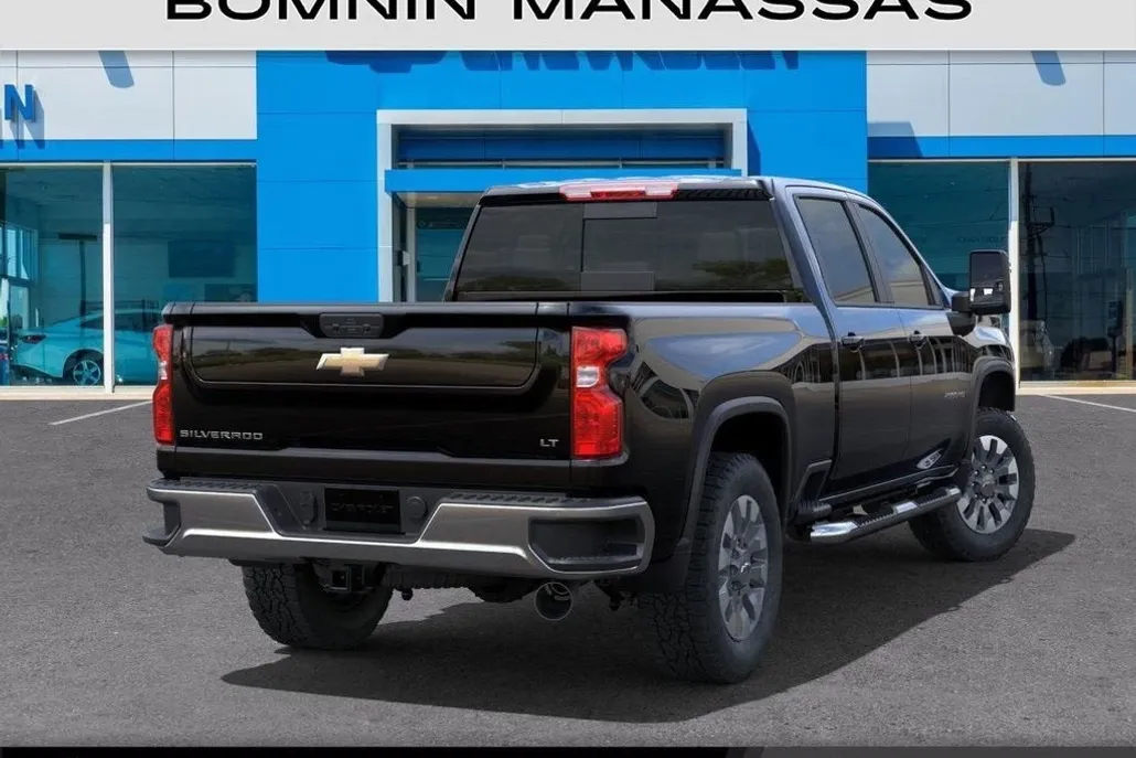 2025 Chevrolet Silverado 2500HD LT photo 1