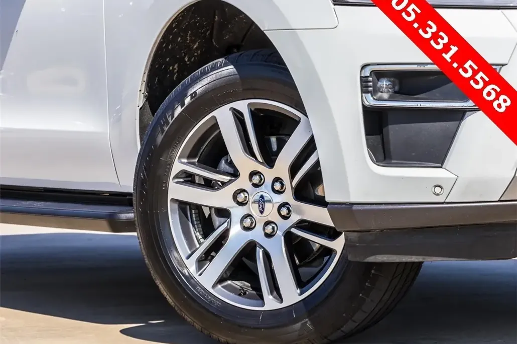 2024 Ford Expedition MAX Limited photo 1