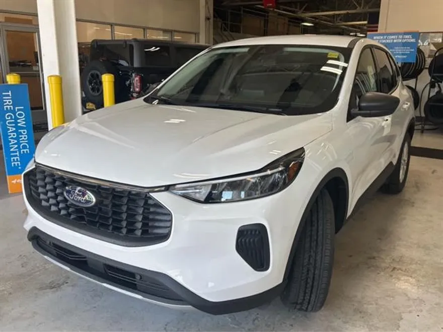 2025 Ford Escape Active photo 1