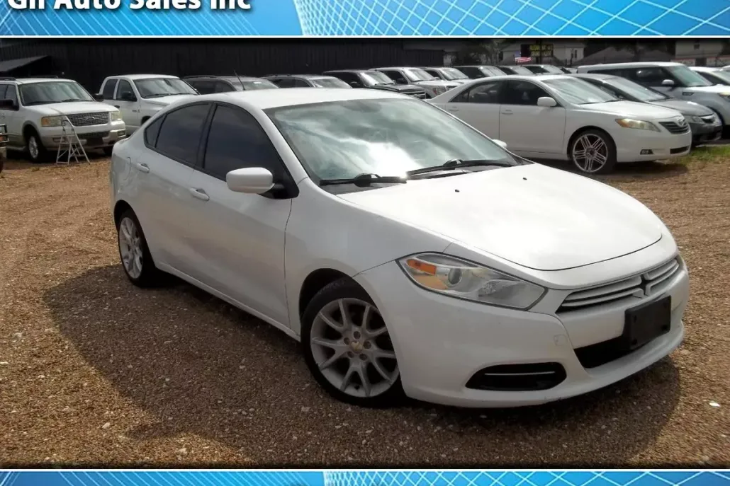2013 Dodge Dart SXT photo 1
