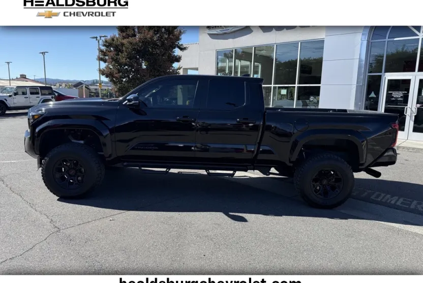 2024 Toyota Tacoma TRD Sport photo 1