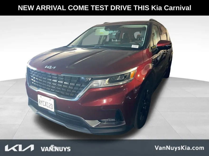 2022 Kia Carnival SX photo 1