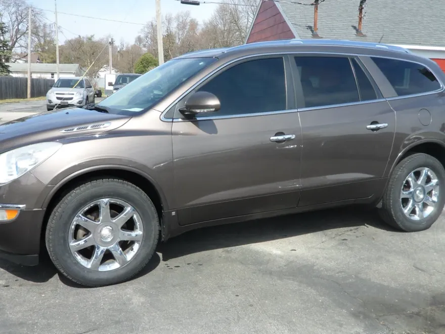 2010 Buick Enclave CXL photo 1