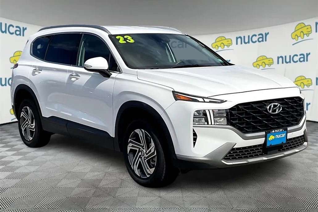2023 Hyundai Santa Fe SEL photo 1