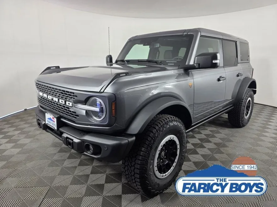 2025 Ford Bronco Badlands photo 1