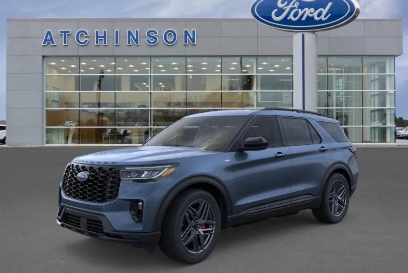 2025 Ford Explorer ST-Line photo 1