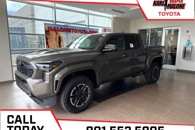 2025 Toyota Tacoma TRD Sport photo 1